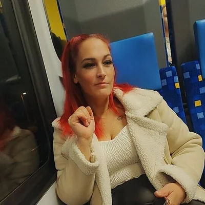 Karol, Budapest