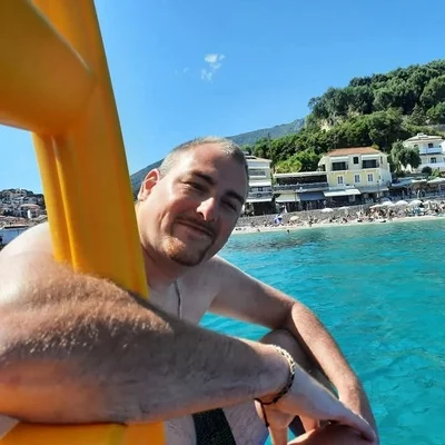 Tamás