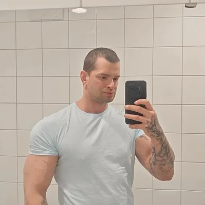 Róbert, Tatabánya