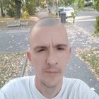 András, társkereső Komárom