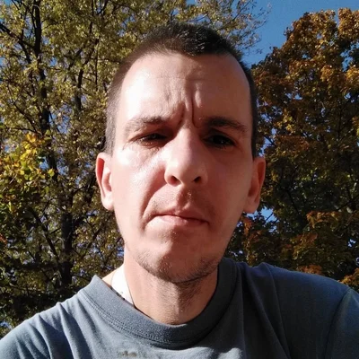 András