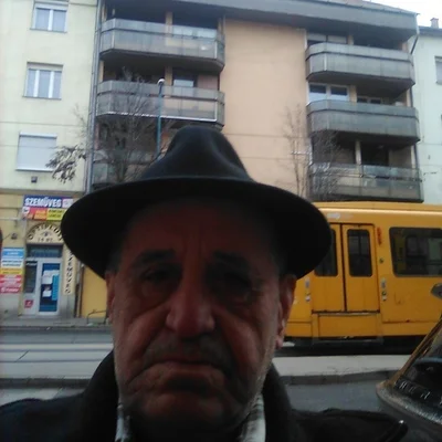 József
