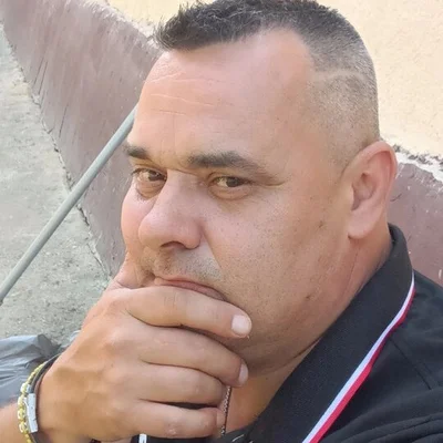 Ákos