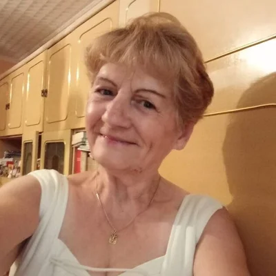 Júlia, Sümeg