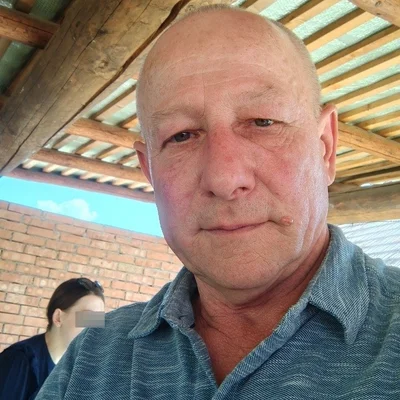 László