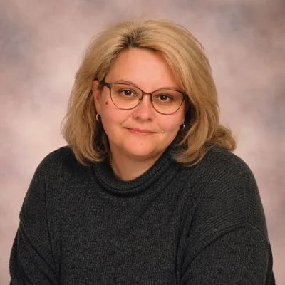 Mónika