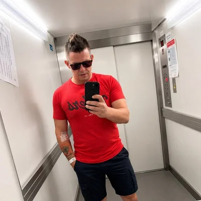Ákos