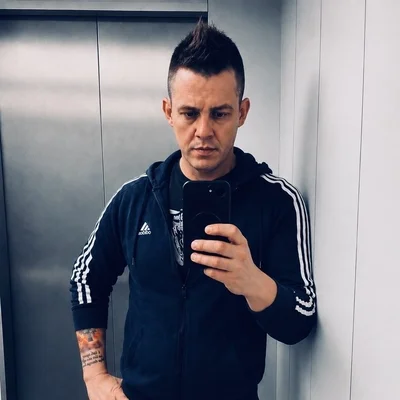Ákos