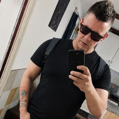 Ákos