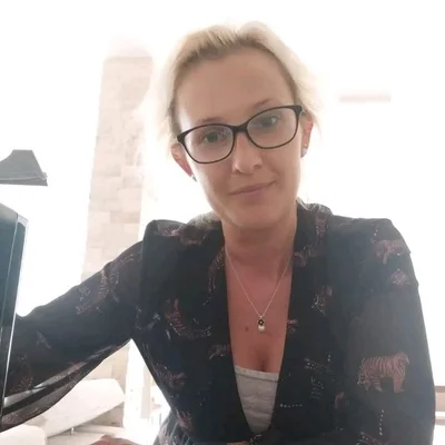 Lauren, Baja