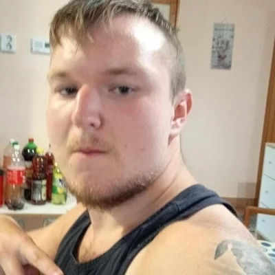 András