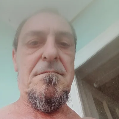 László, Pilis