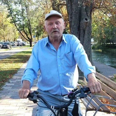 János