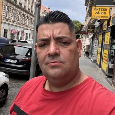 Richard, Budapest