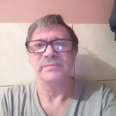 János