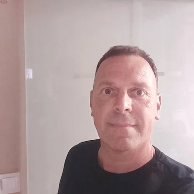 János