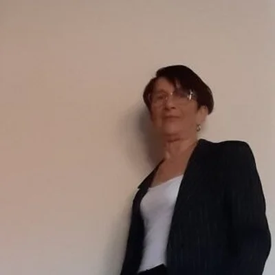 Dóra