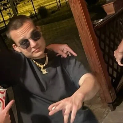 Ákos