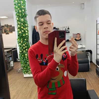 András