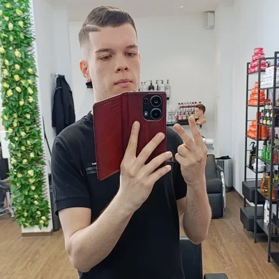 András