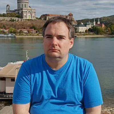 András