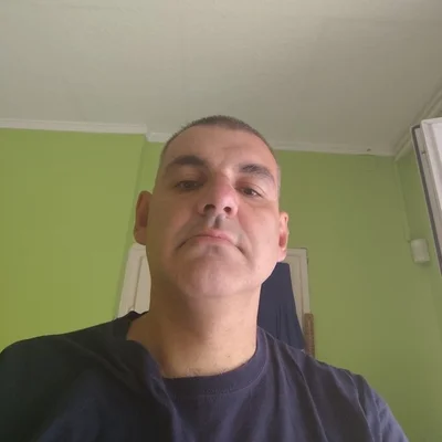 László
