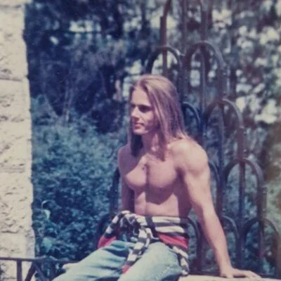 László