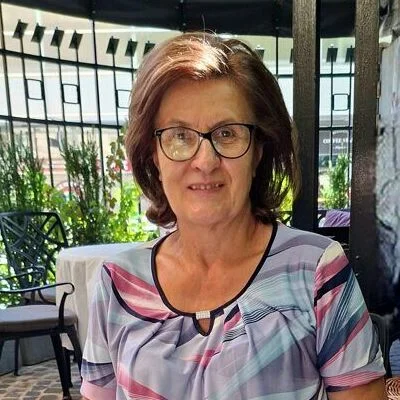 Éva