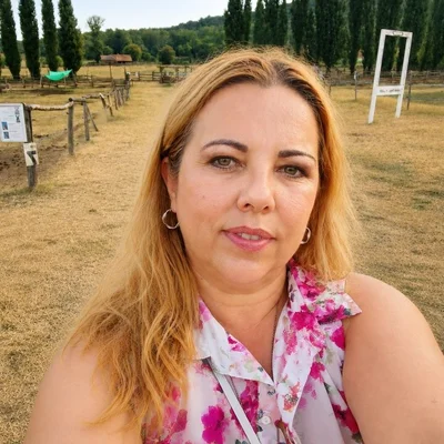 Júlia