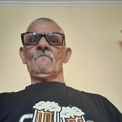 László