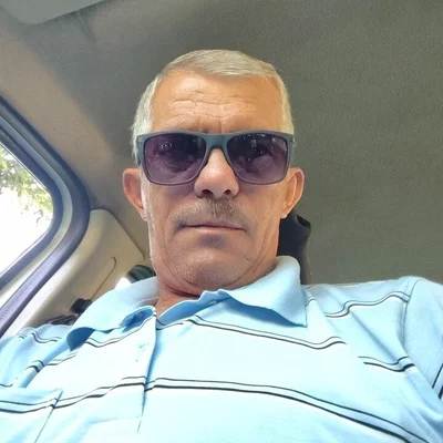 János