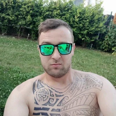 István