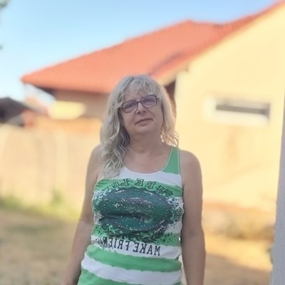 Böbe, társkereső Gyál