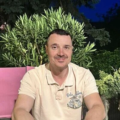 István