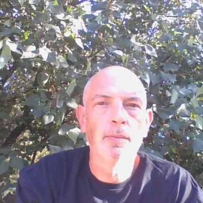 András