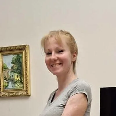 Angéla