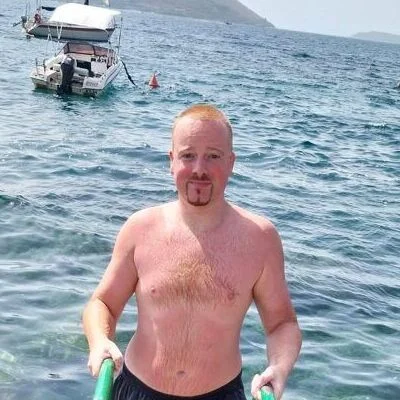 Róbert, Ada