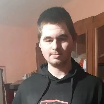 David, Komárom
