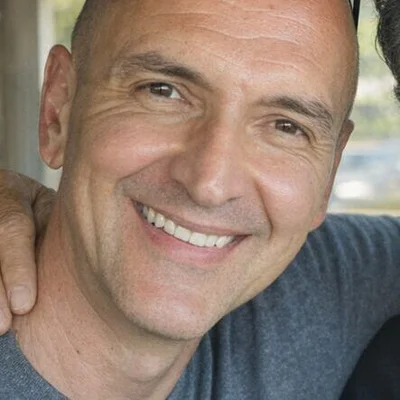 Csaba, Sarasota
