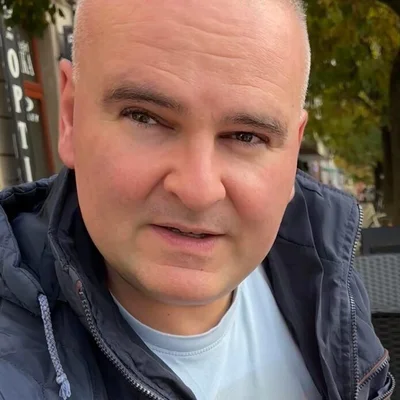 Tamás