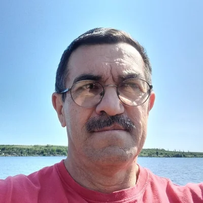 János
