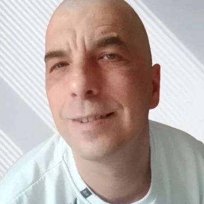 Johnny, Zenta