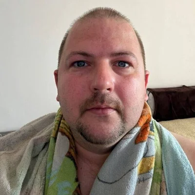 Ernő, Pázmándfalu