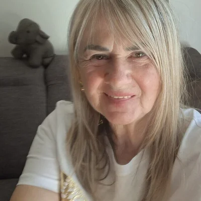 Márta