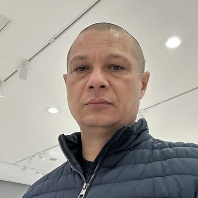 István