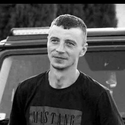 Tamás, Komárom