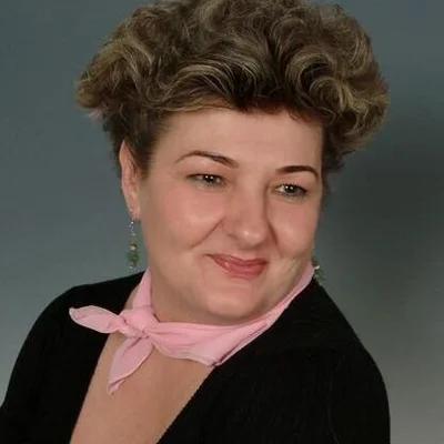 Éva