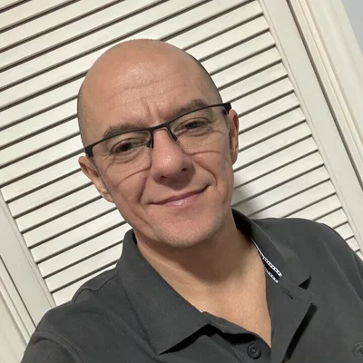 László