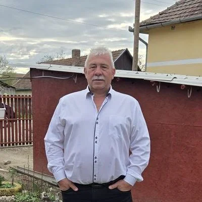 Károly