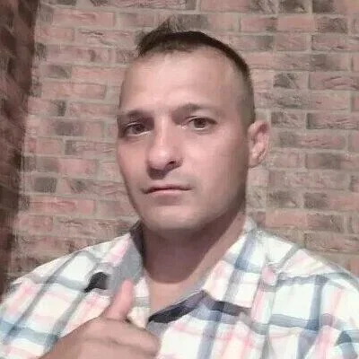 Peti, Kunmadaras